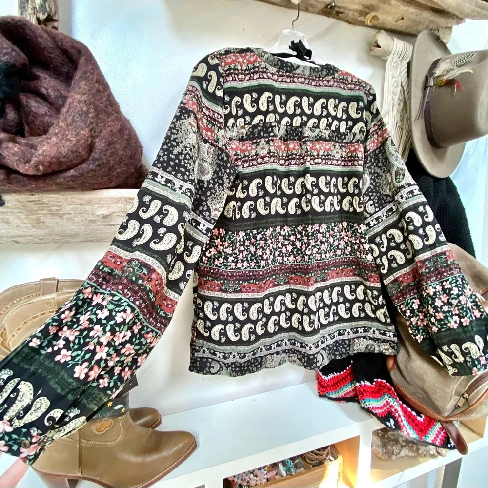 Anthropologie Skies Are Blue Boho paisley blouse w western/Gypsy/prairie vibe - Picture 9 of 10